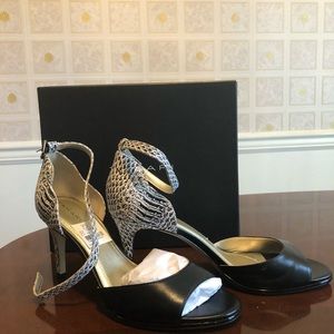 Tahari size 10 female shoes black & white new